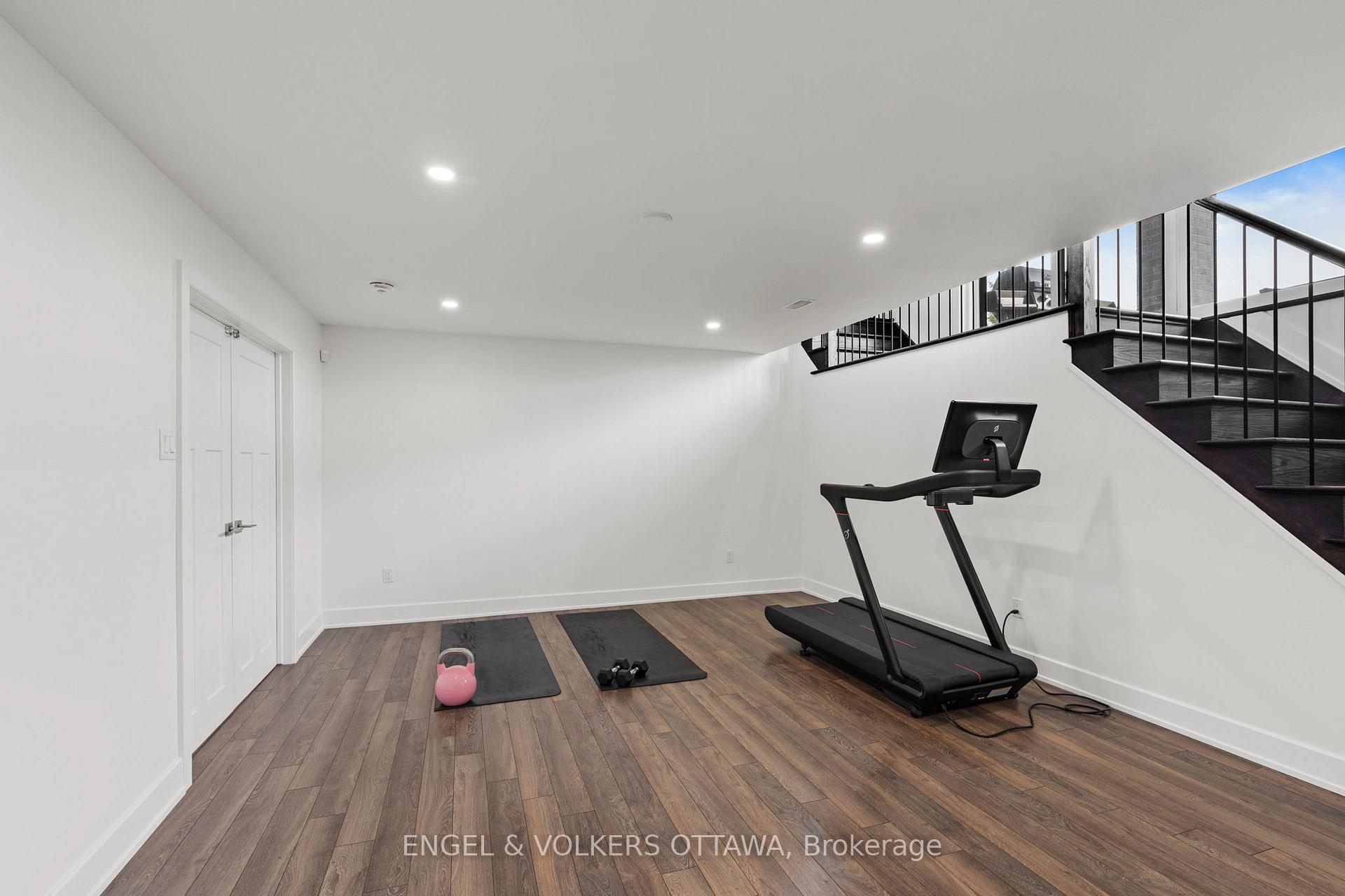 Photo 32 of 312 Shoreway Drive., Ottawa, Greely — HOMEH