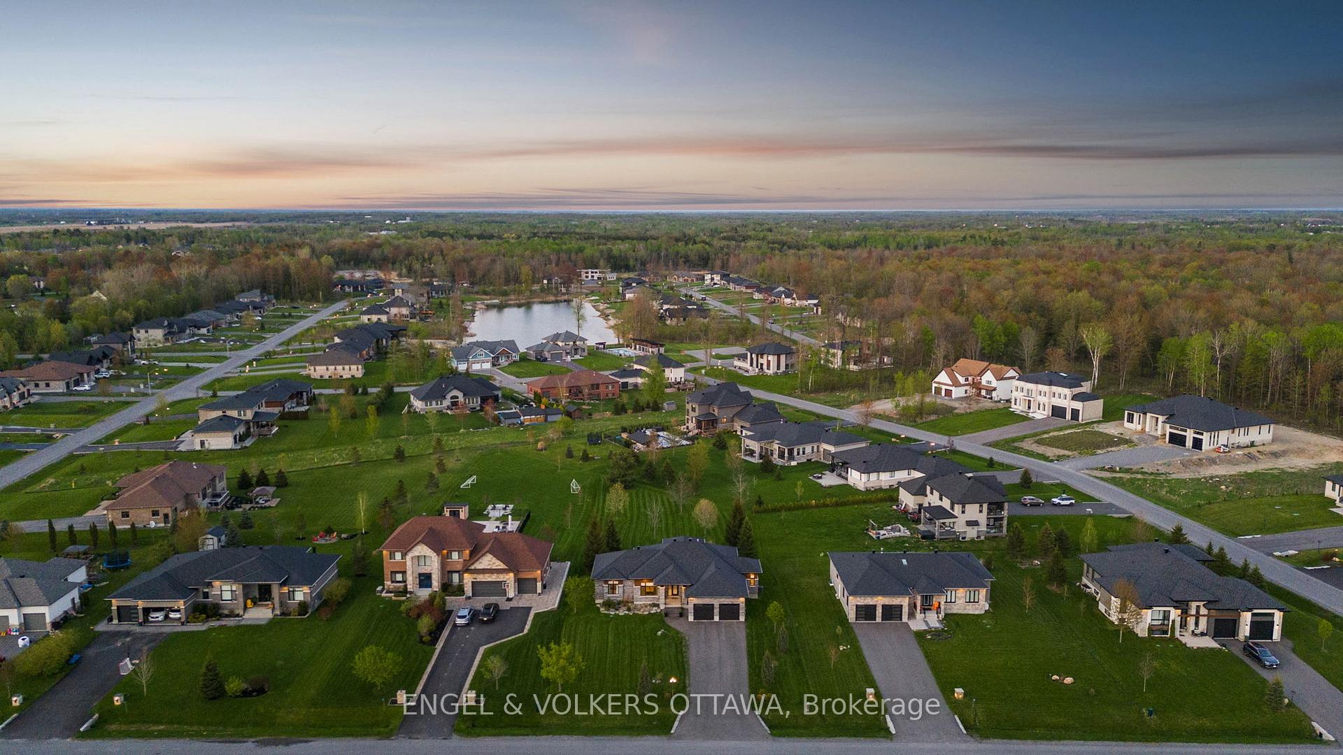 Photo 44 of 312 Shoreway Drive., Ottawa, Greely — HOMEH