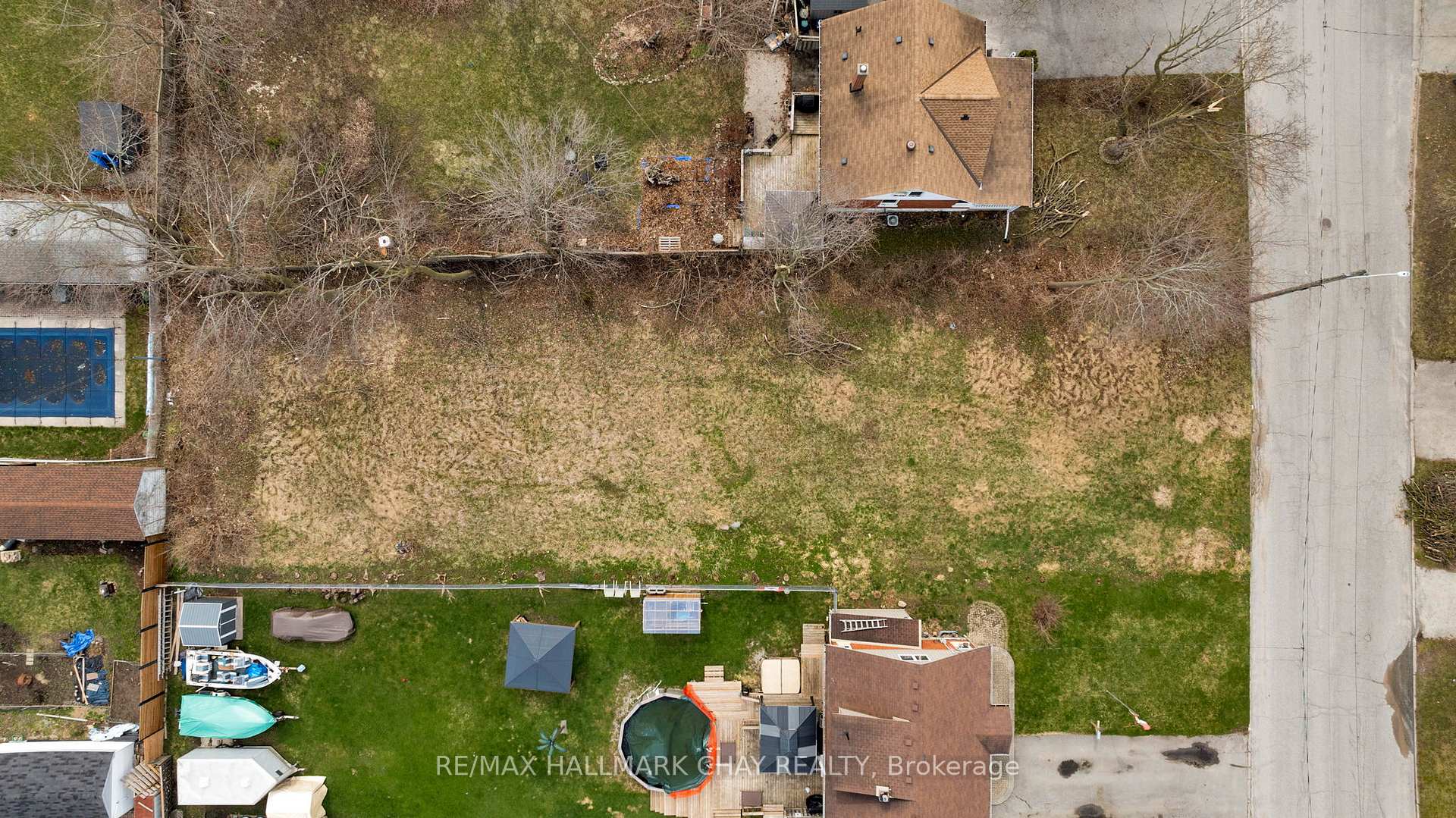 Photo 11 of 147 Peel Street, Barrie, Wellington — HOMEH