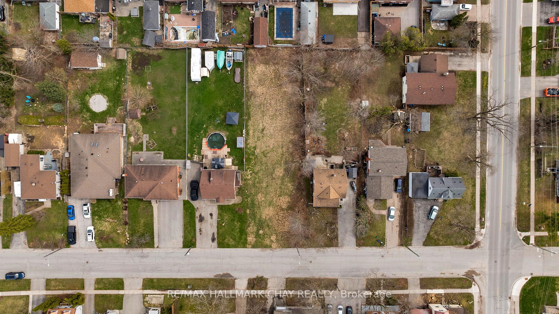 Photo 14 of 147 Peel Street, Barrie, Wellington — HOMEH