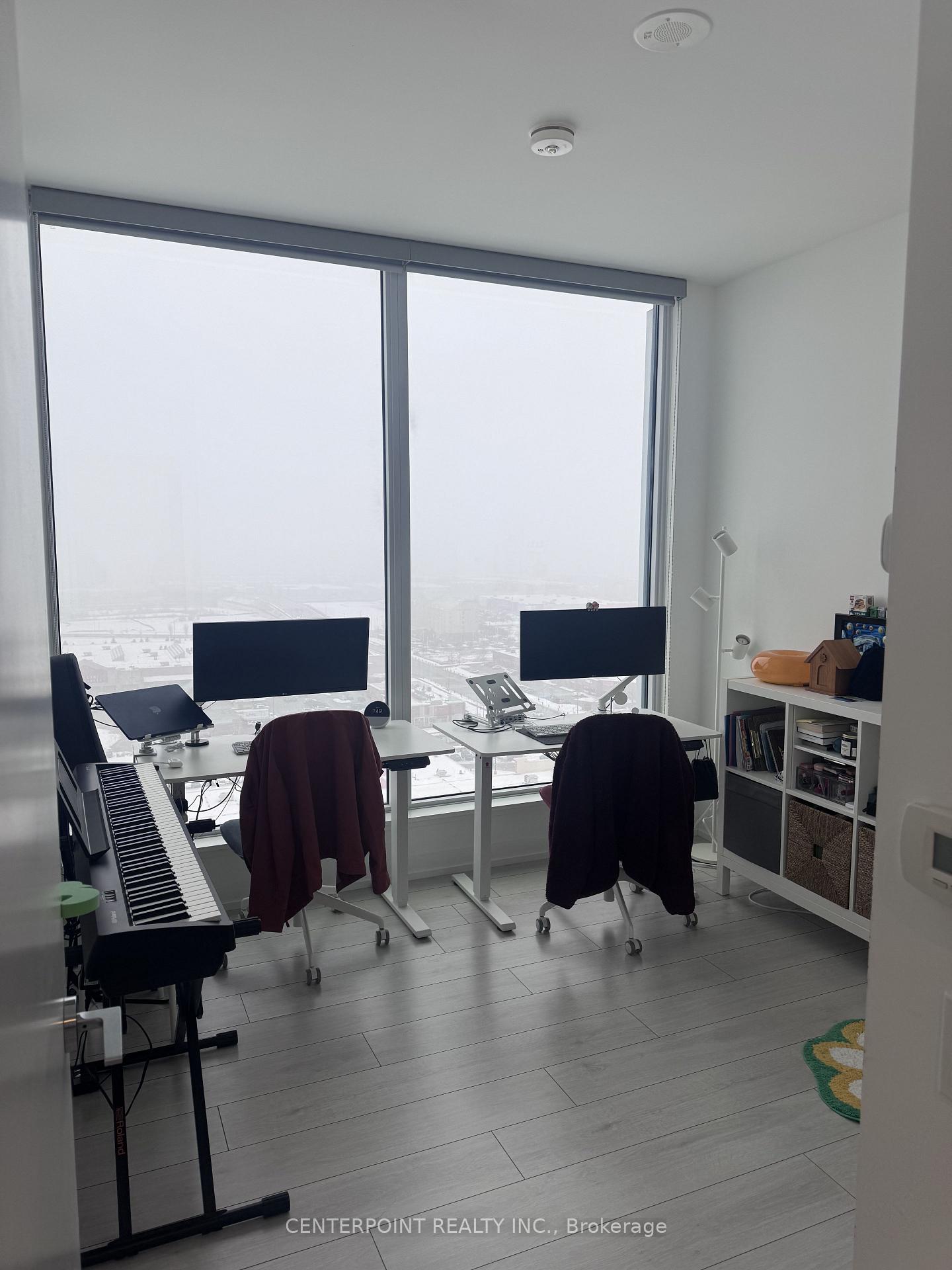 Photo 4 of Unit 2209, 5 Buttermill Avenue, Vaughan, Vaughan Corporate Centre — HOMEH