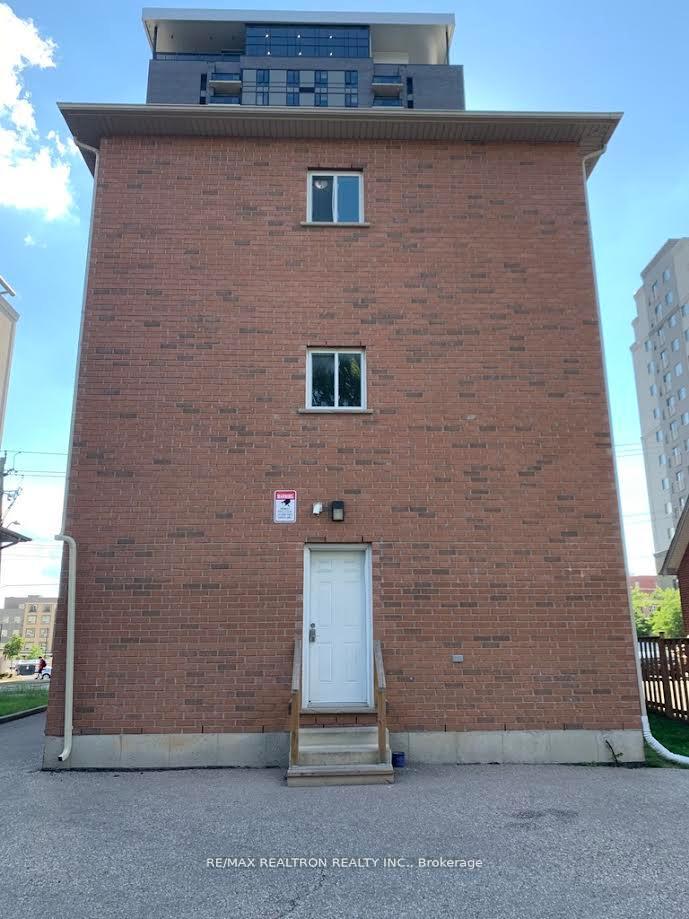 Photo 6 of 334 King Street N, Waterloo — HOMEH