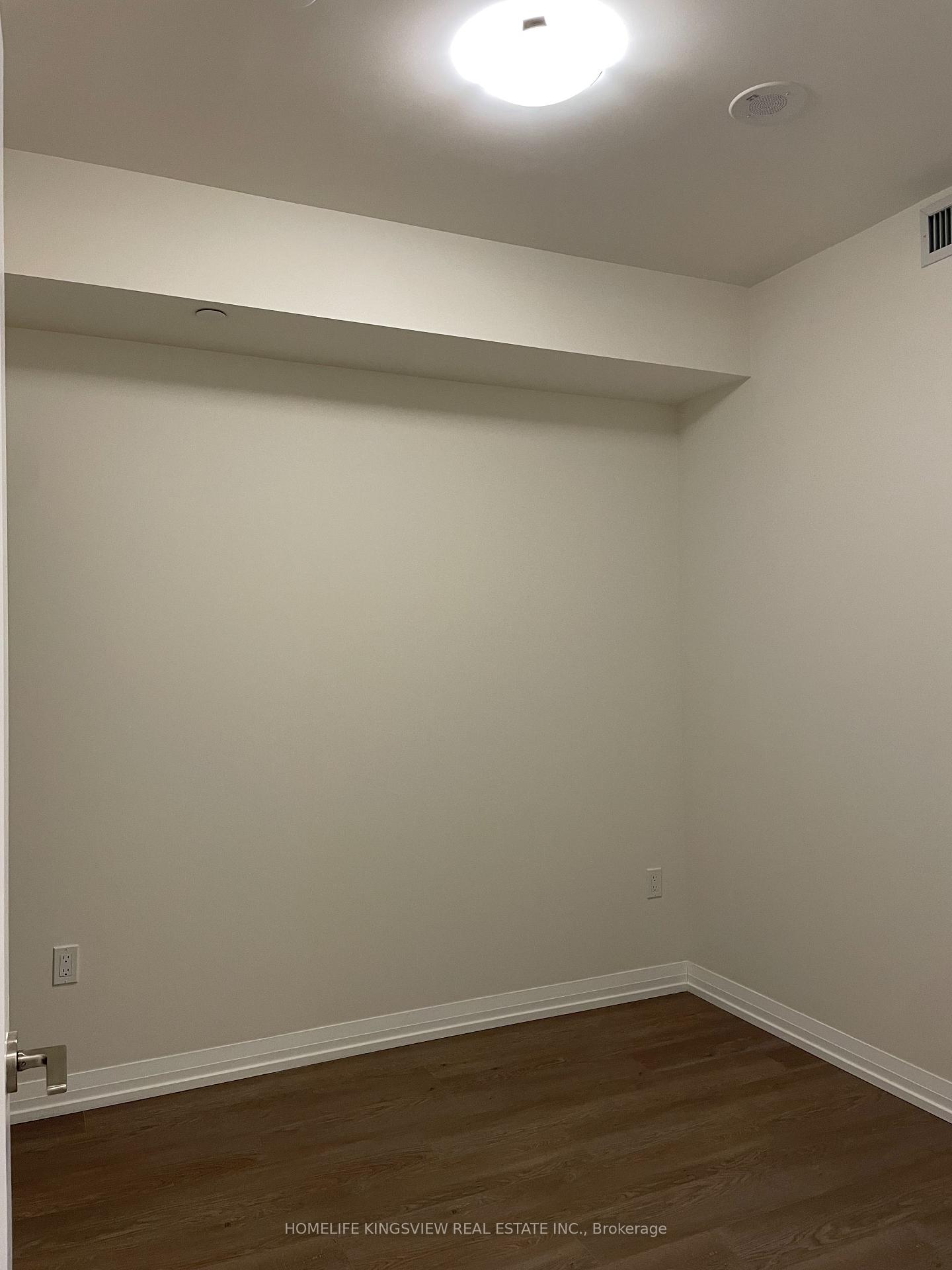 Photo 3 of Unit 201, 27 Korda Gate, Vaughan, Vellore Village — HOMEH