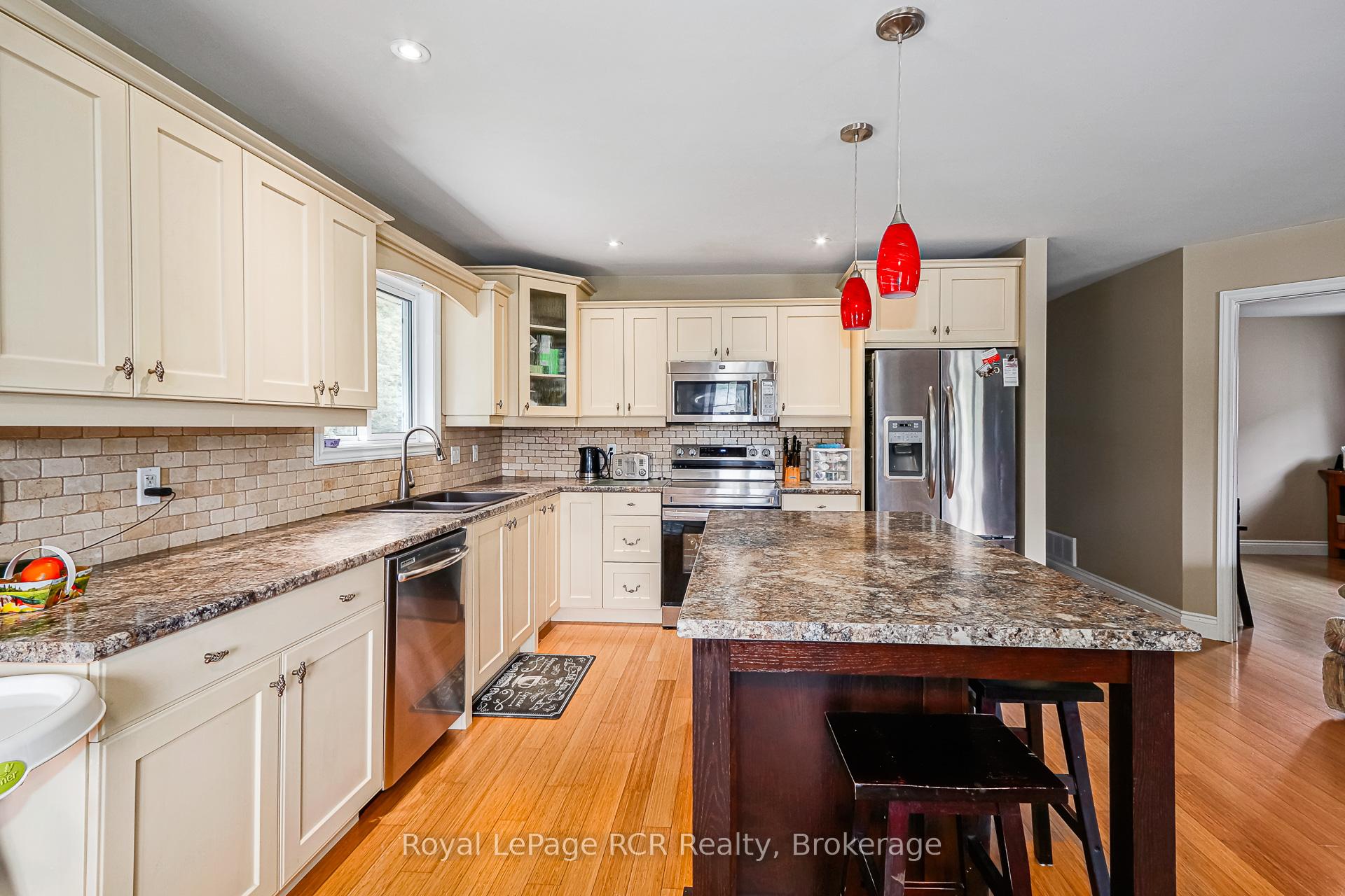 Photo 10 of 180 Raglan Street, Grey Highlands — HOMEH