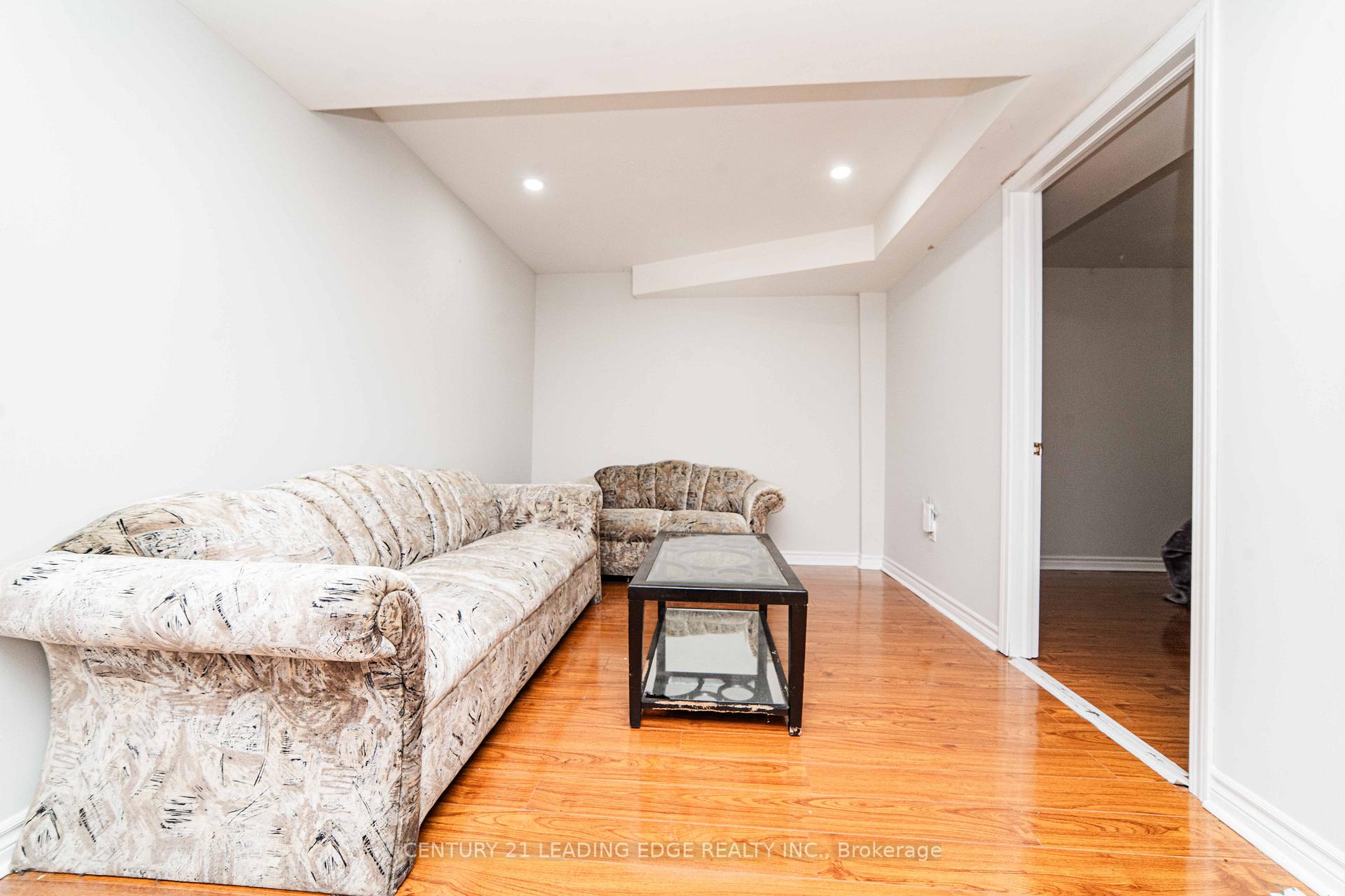 Photo 8 of 81 Rushmore Court, Markham, Rouge River Estates — HOMEH