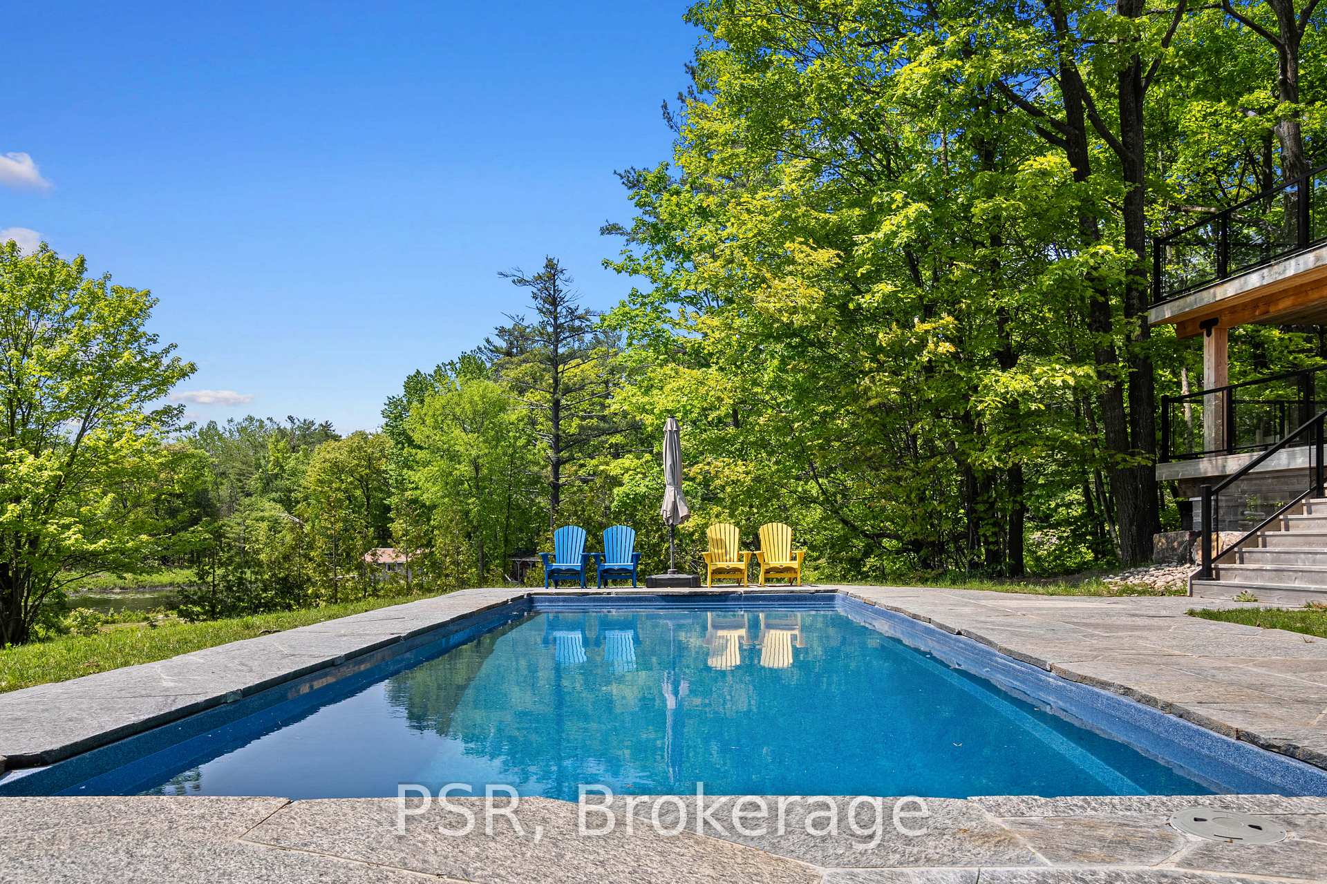 Photo 5 of 1030 South Sunset Bay Road, Gravenhurst, Muskoka (S) — HOMEH