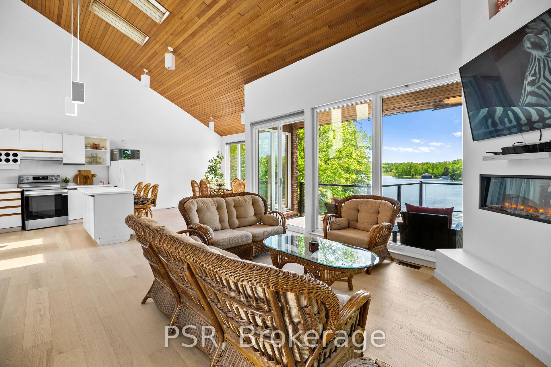 Photo 13 of 1030 South Sunset Bay Road, Gravenhurst, Muskoka (S) — HOMEH