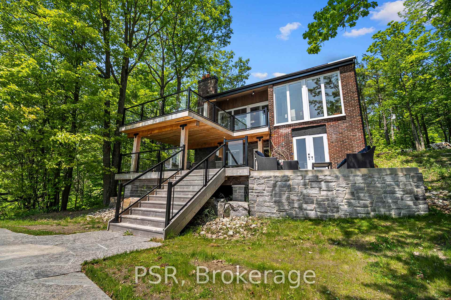 Photo 35 of 1030 South Sunset Bay Road, Gravenhurst, Muskoka (S) — HOMEH