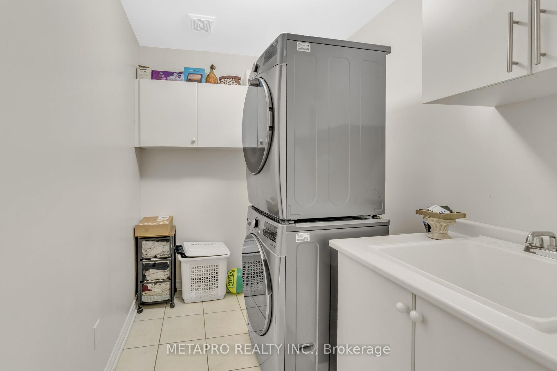 Photo 37 of 20 Templeton Court, Brampton, Bram East — HOMEH