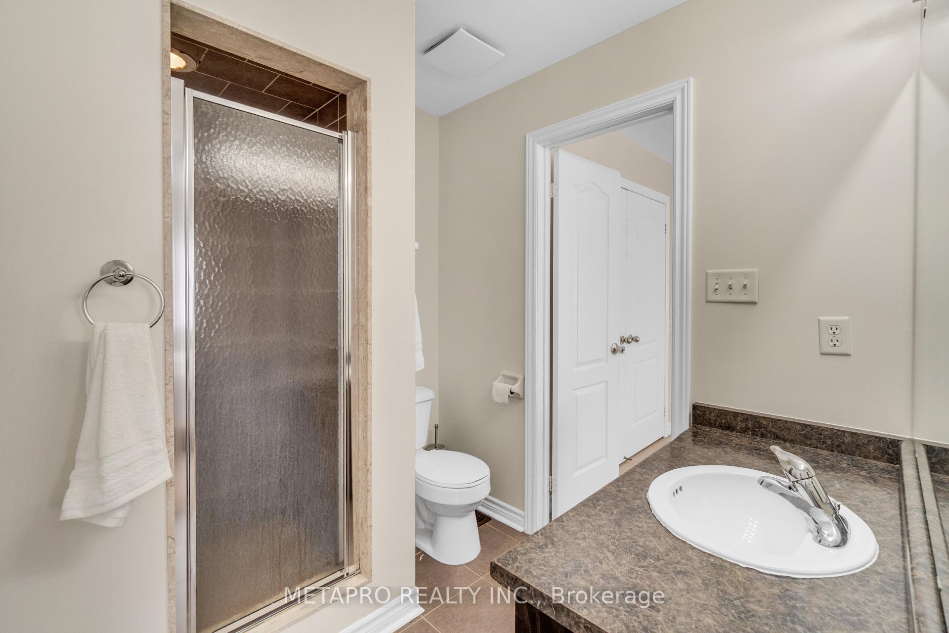 Photo 40 of 20 Templeton Court, Brampton, Bram East — HOMEH