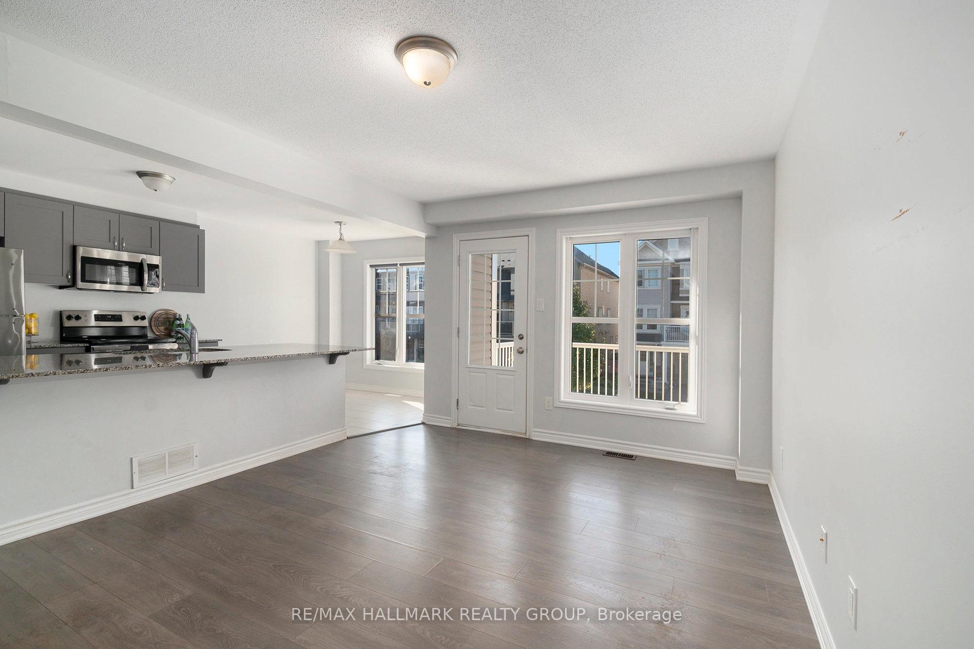 Photo 5 of 106 Helenium Lane, Ottawa, Avalon West — HOMEH