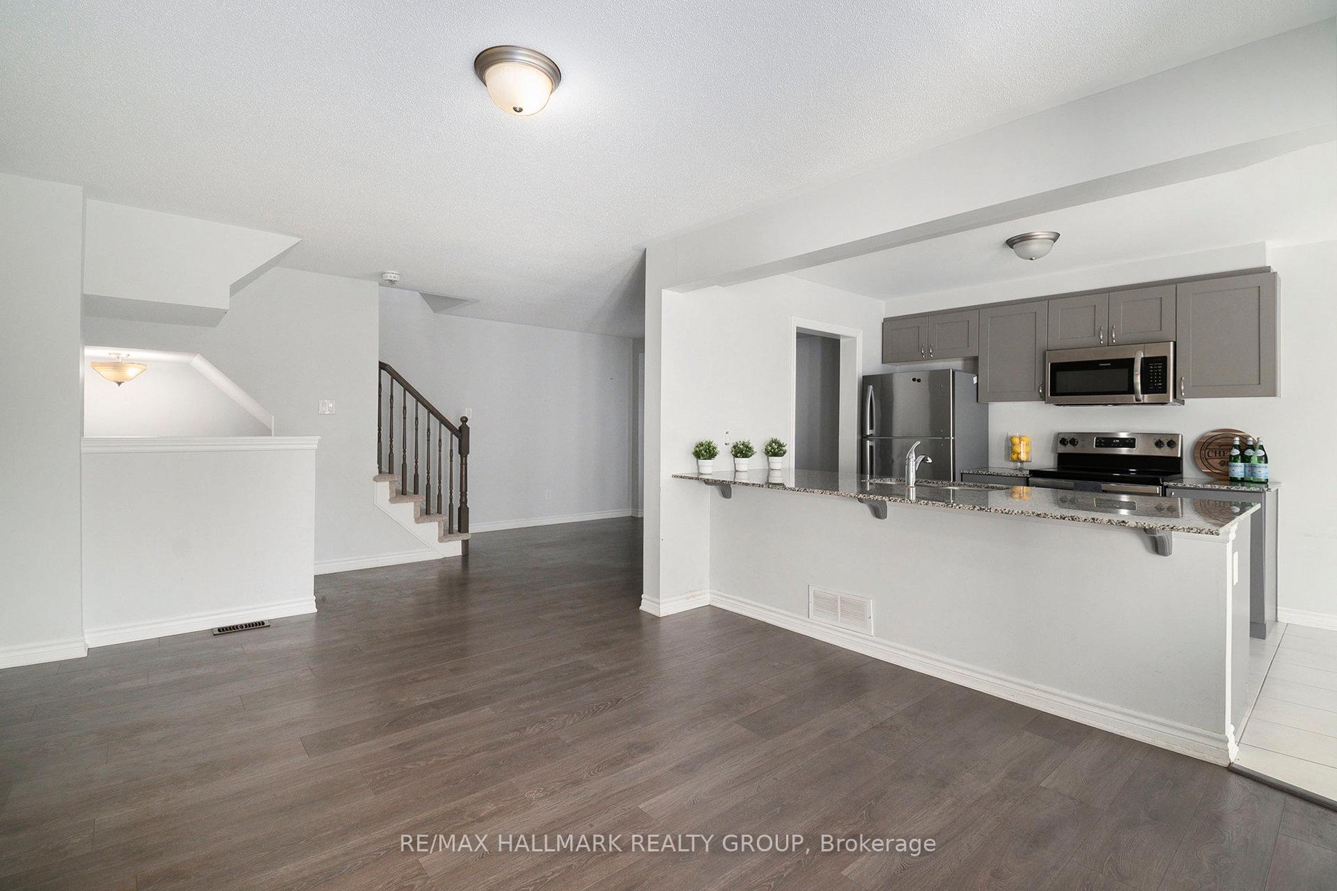 Photo 6 of 106 Helenium Lane, Ottawa, Avalon West — HOMEH