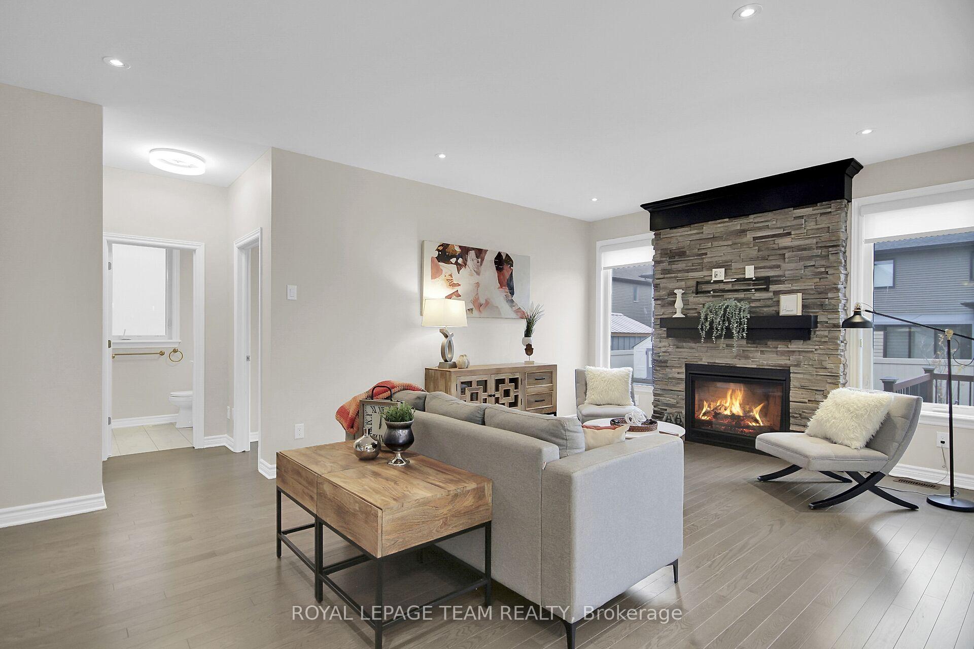 Photo 18 of 300 Rosina Way, Ottawa, Riverside South/Gloucester Glen — HOMEH