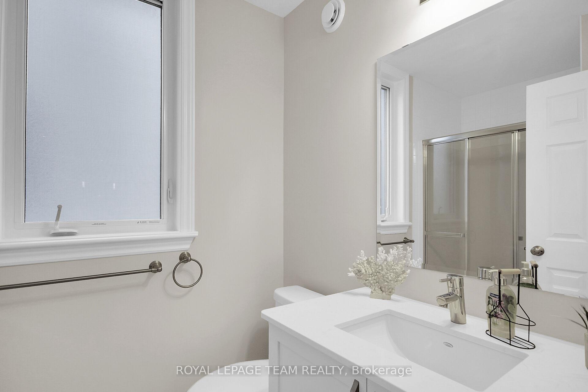 Photo 20 of 300 Rosina Way, Ottawa, Riverside South/Gloucester Glen — HOMEH