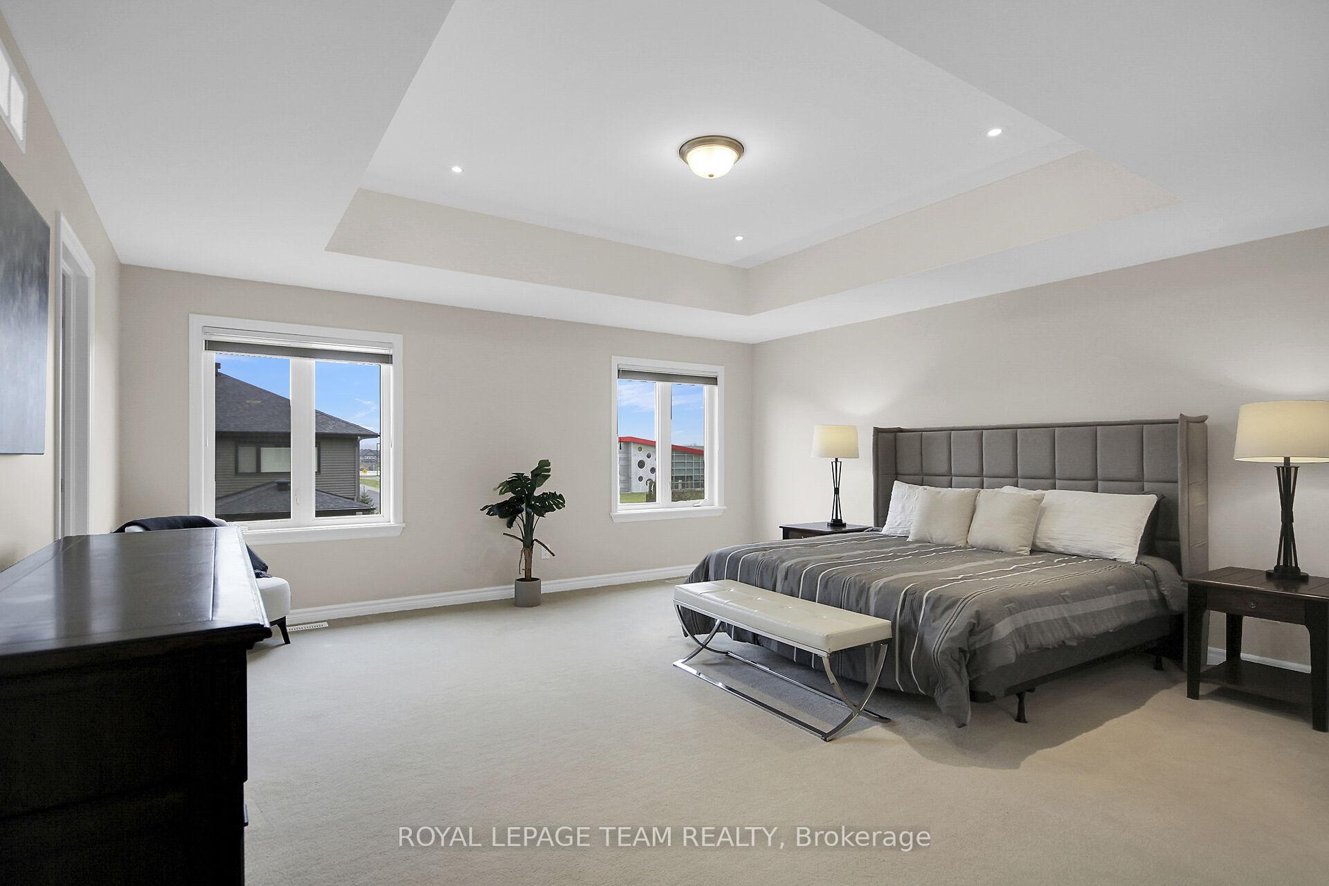 Photo 24 of 300 Rosina Way, Ottawa, Riverside South/Gloucester Glen — HOMEH