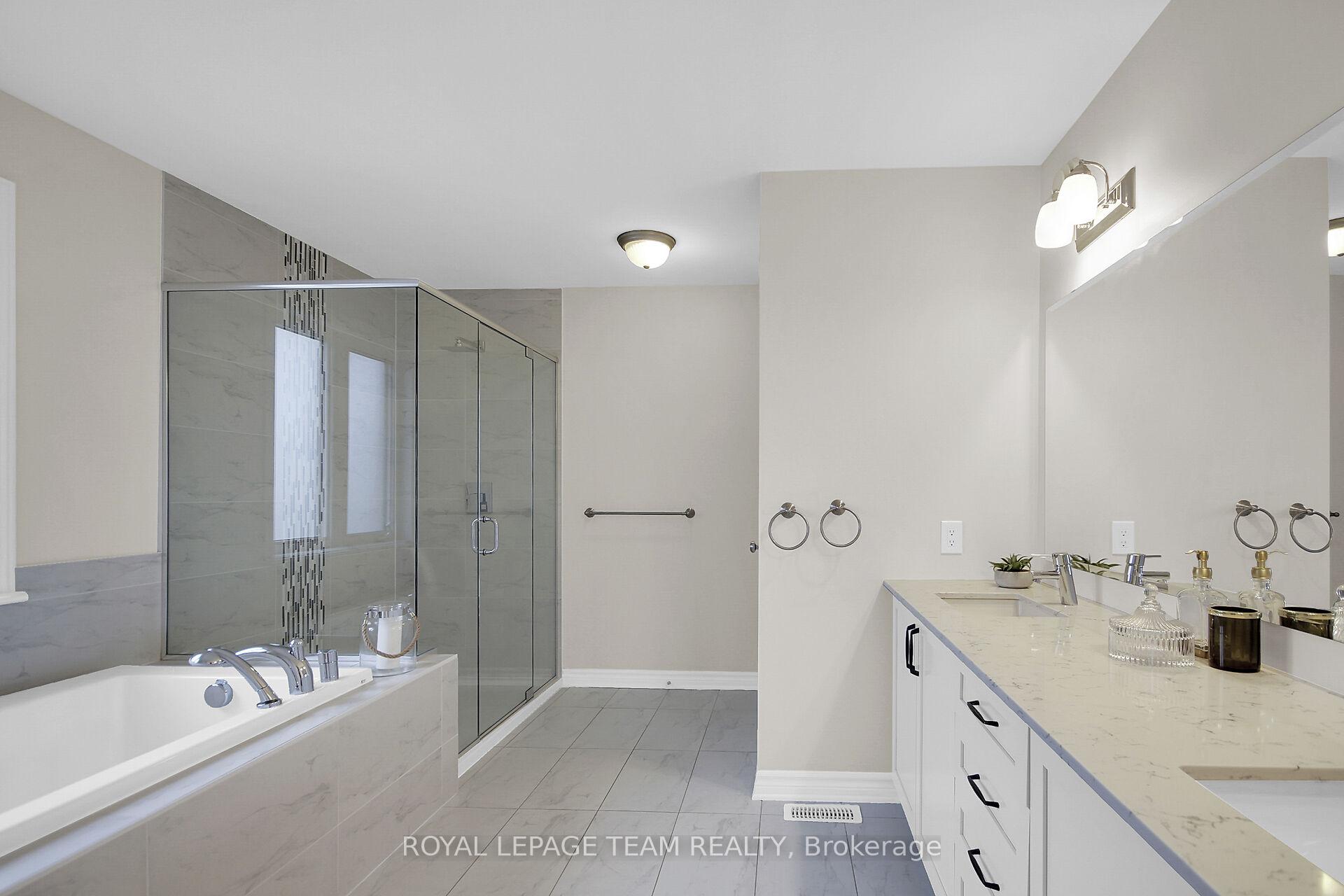 Photo 26 of 300 Rosina Way, Ottawa, Riverside South/Gloucester Glen — HOMEH