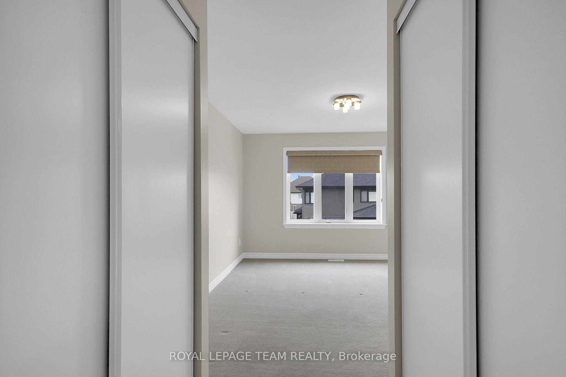 Photo 32 of 300 Rosina Way, Ottawa, Riverside South/Gloucester Glen — HOMEH
