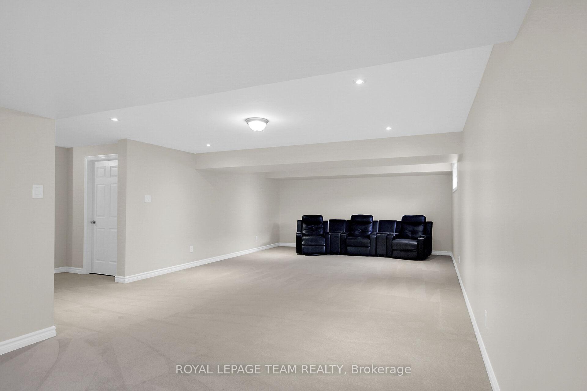 Photo 35 of 300 Rosina Way, Ottawa, Riverside South/Gloucester Glen — HOMEH