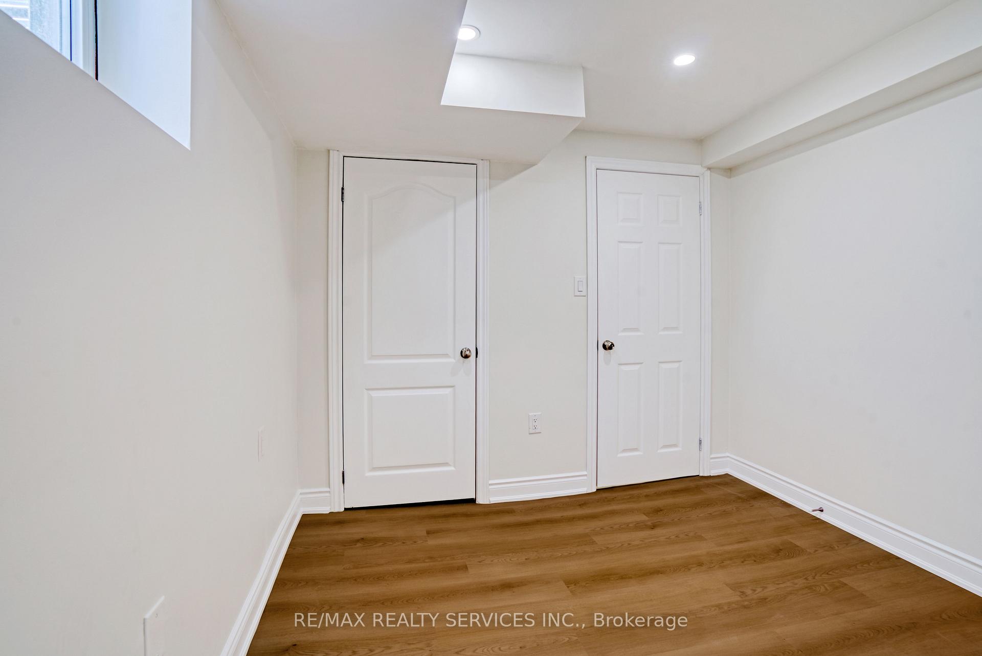 Photo 27 of 8 Luminous Court, Brampton, Heart Lake West — HOMEH