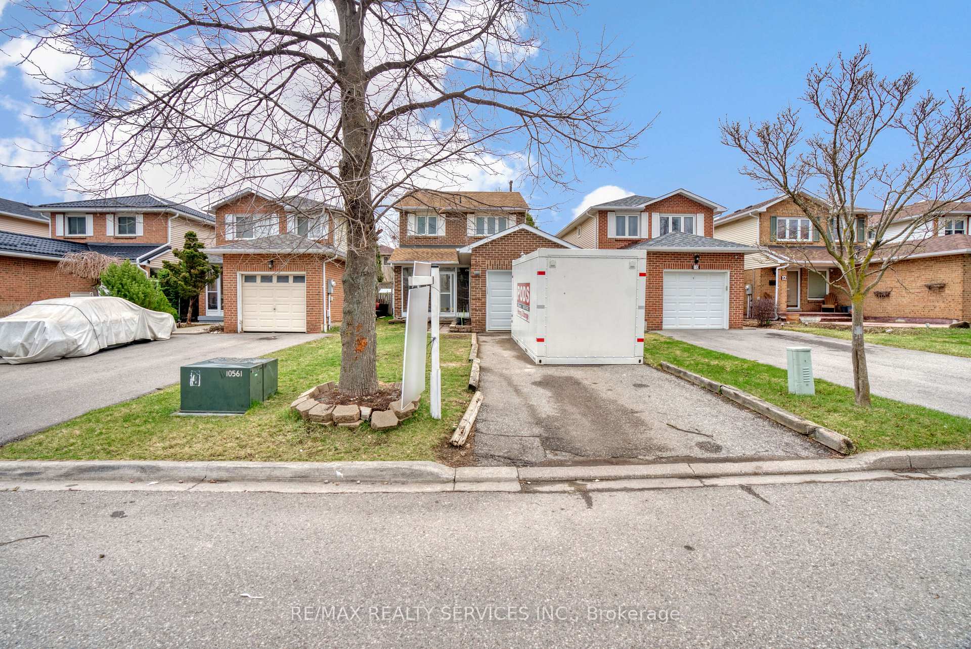 Photo 34 of 8 Luminous Court, Brampton, Heart Lake West — HOMEH