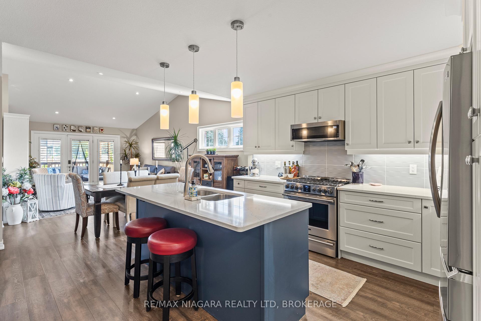 Photo 5 of 149 Acacia Road, Pelham, Fonthill — HOMEH