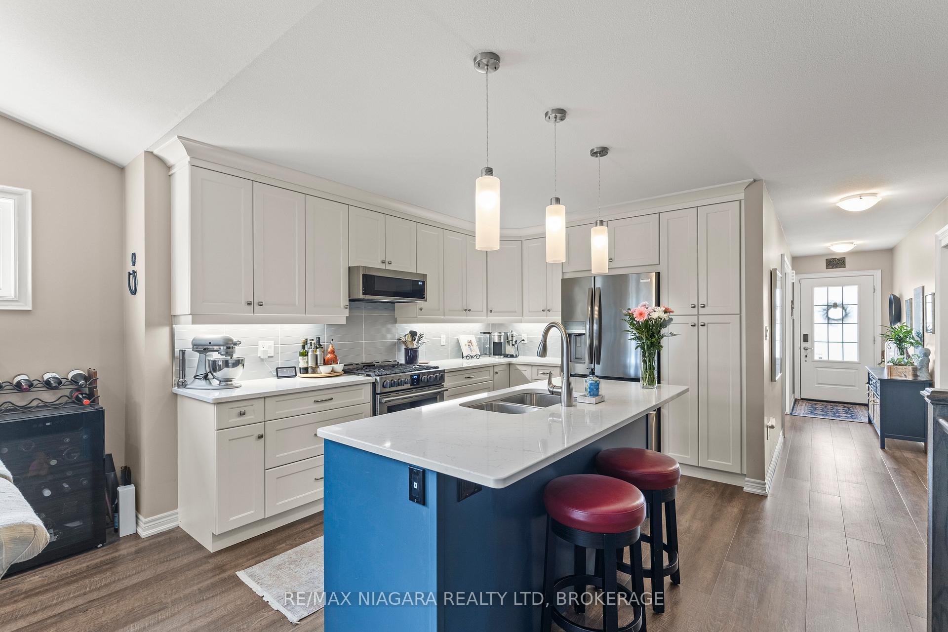 Photo 6 of 149 Acacia Road, Pelham, Fonthill — HOMEH