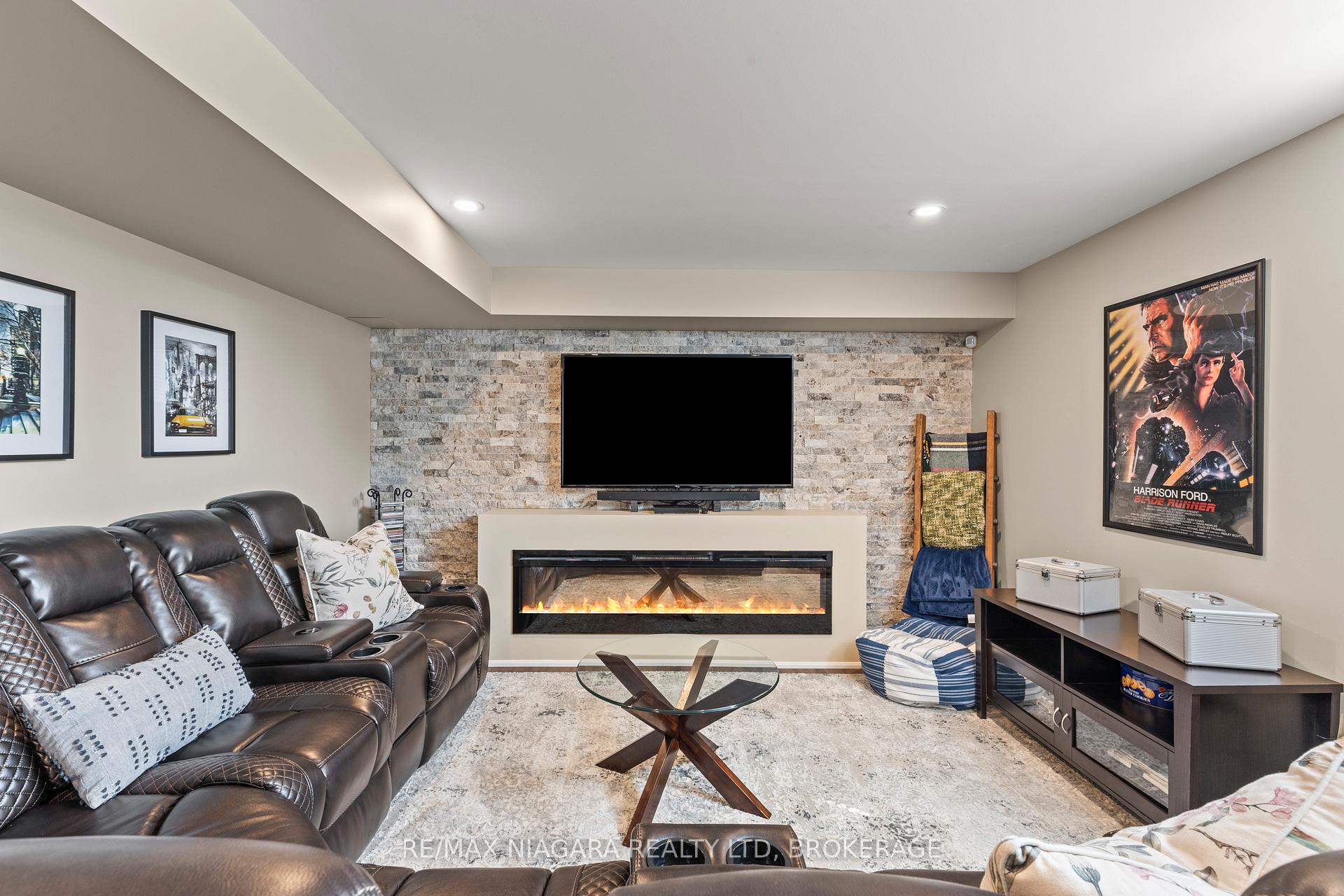 Photo 19 of 149 Acacia Road, Pelham, Fonthill — HOMEH