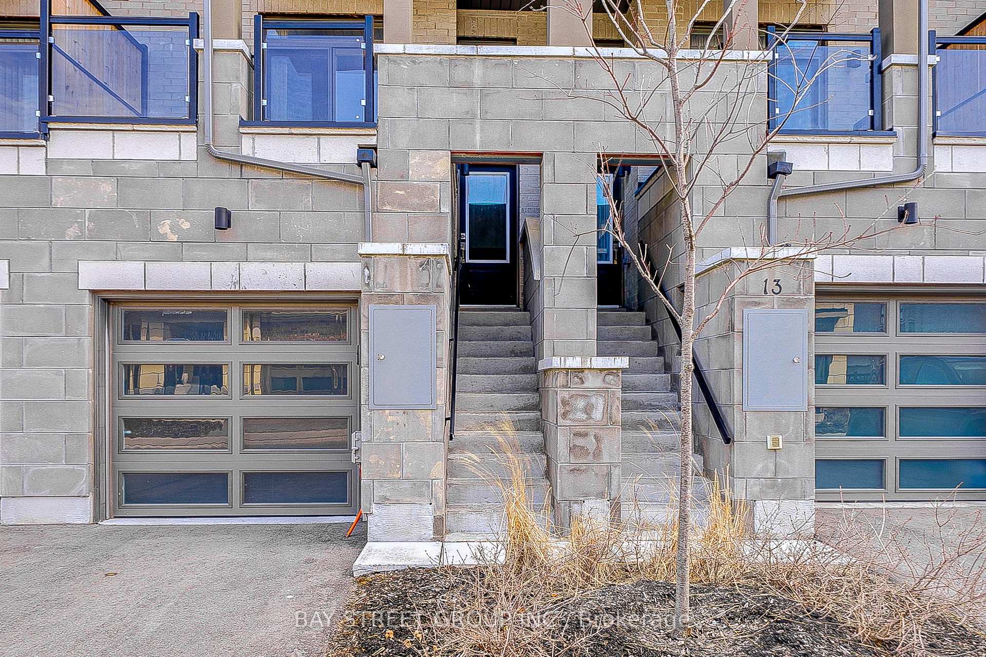 Photo 2 of 11 Donald Fleming Way, Whitby, Pringle Creek — HOMEH