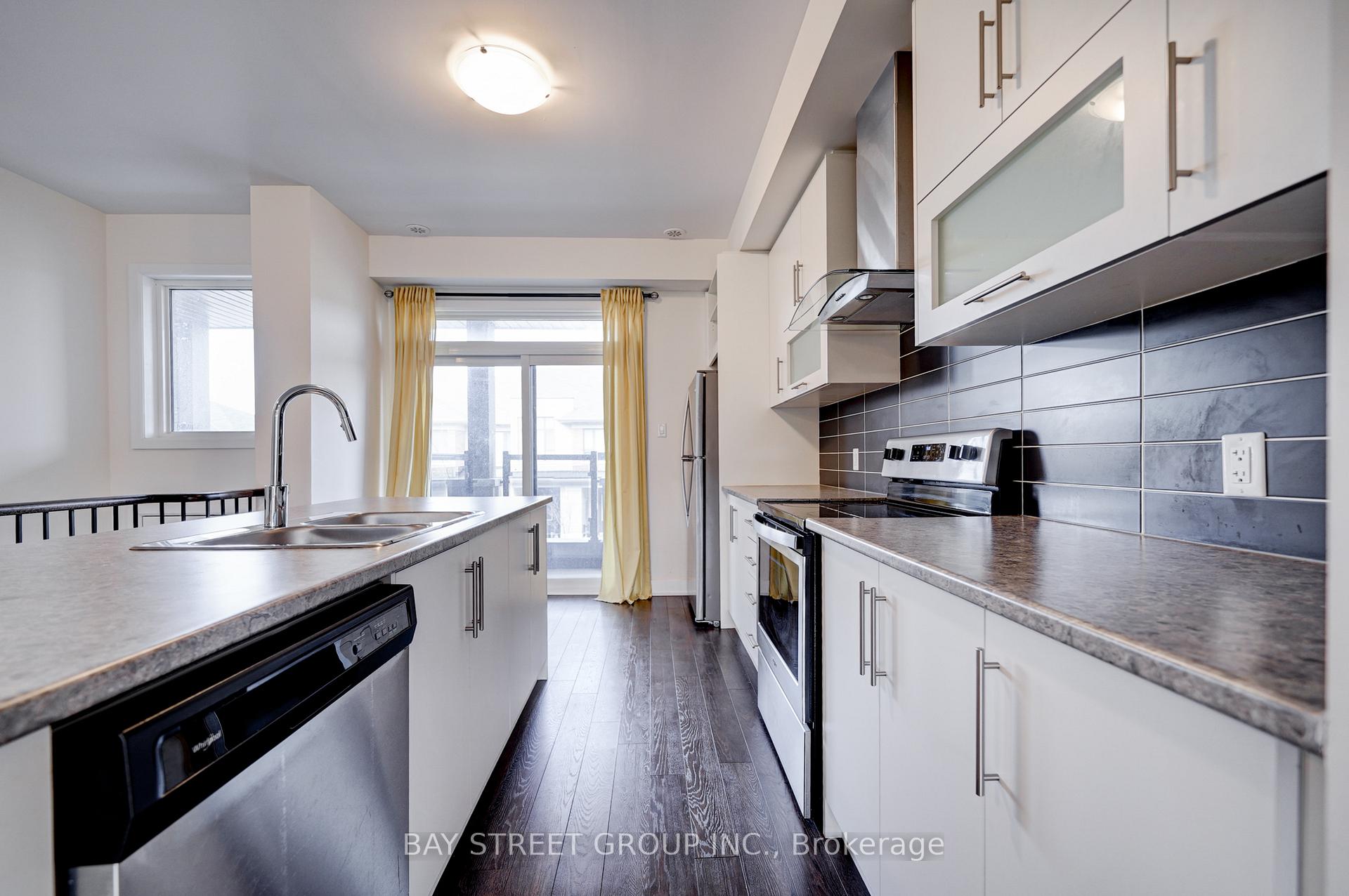 Photo 3 of 11 Donald Fleming Way, Whitby, Pringle Creek — HOMEH