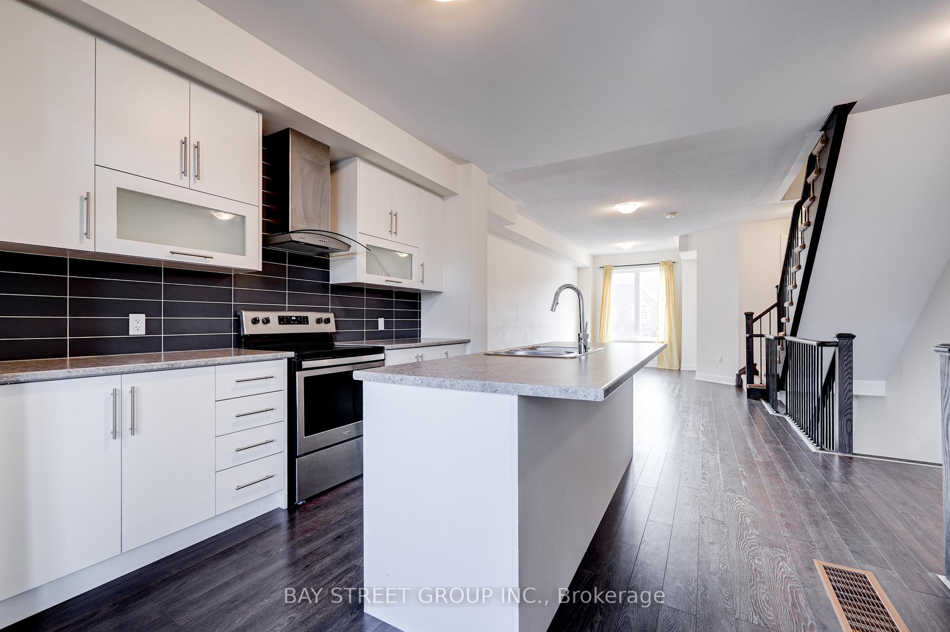 Photo 5 of 11 Donald Fleming Way, Whitby, Pringle Creek — HOMEH