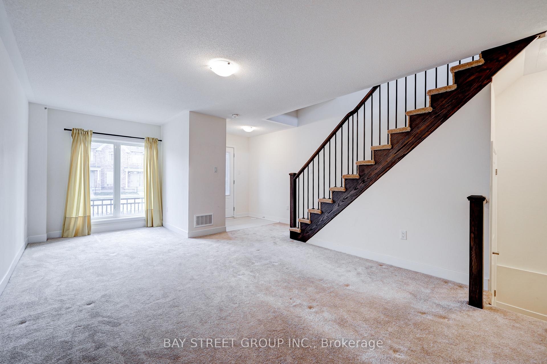Photo 18 of 11 Donald Fleming Way, Whitby, Pringle Creek — HOMEH