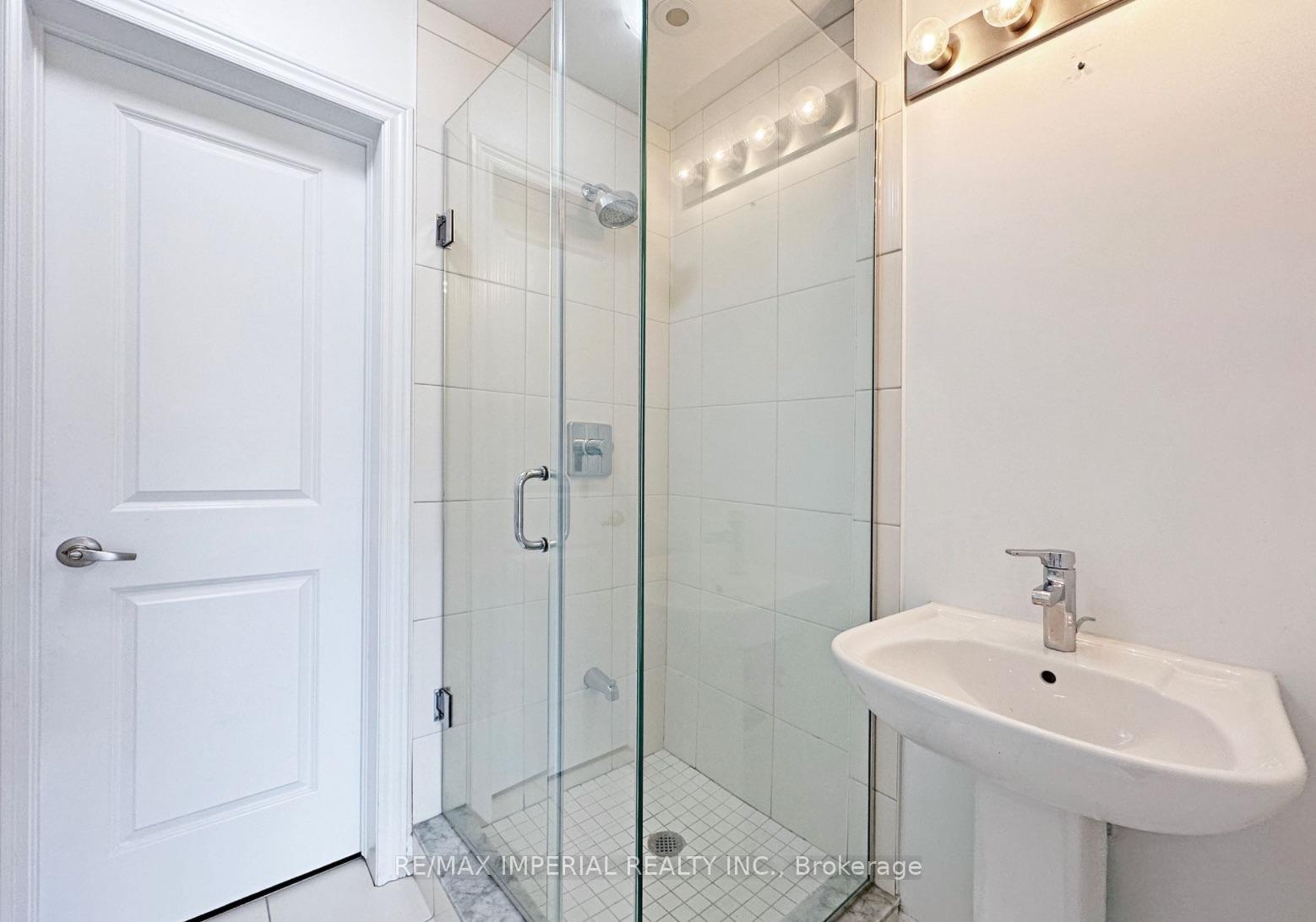 Photo 8 of 2299 Natasha Circle, Oakville, Bronte Creek — HOMEH