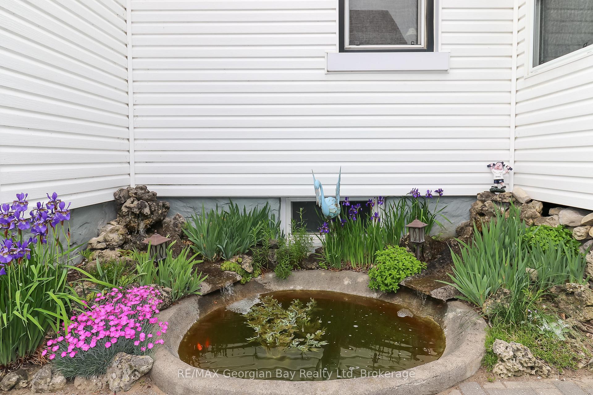 Photo 34 of 525 Yonge Street, Midland — HOMEH