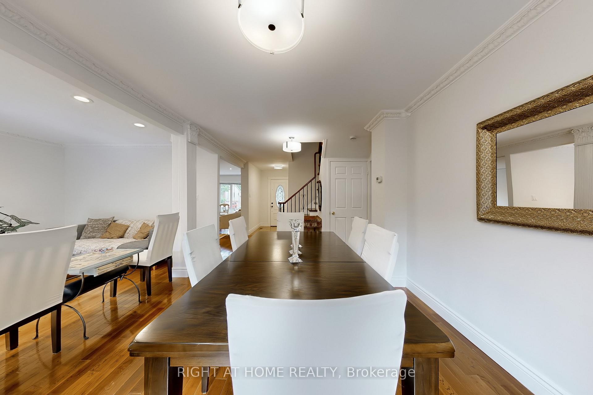 Photo 15 of 52 Breckonwood Crescent, Markham, Aileen-Willowbrook — HOMEH