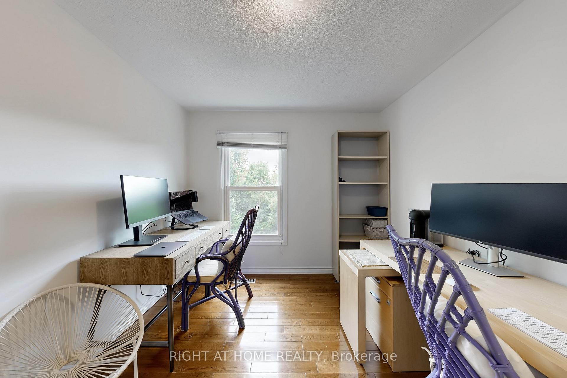 Photo 31 of 52 Breckonwood Crescent, Markham, Aileen-Willowbrook — HOMEH