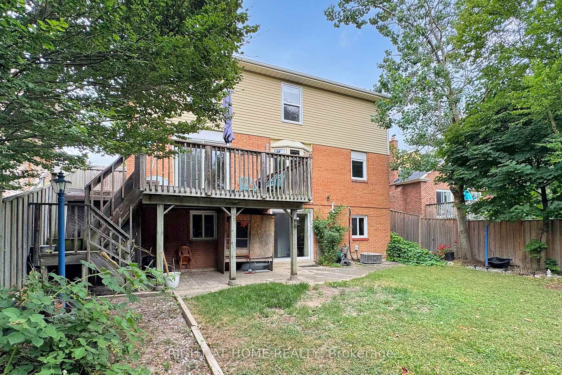 Photo 49 of 52 Breckonwood Crescent, Markham, Aileen-Willowbrook — HOMEH