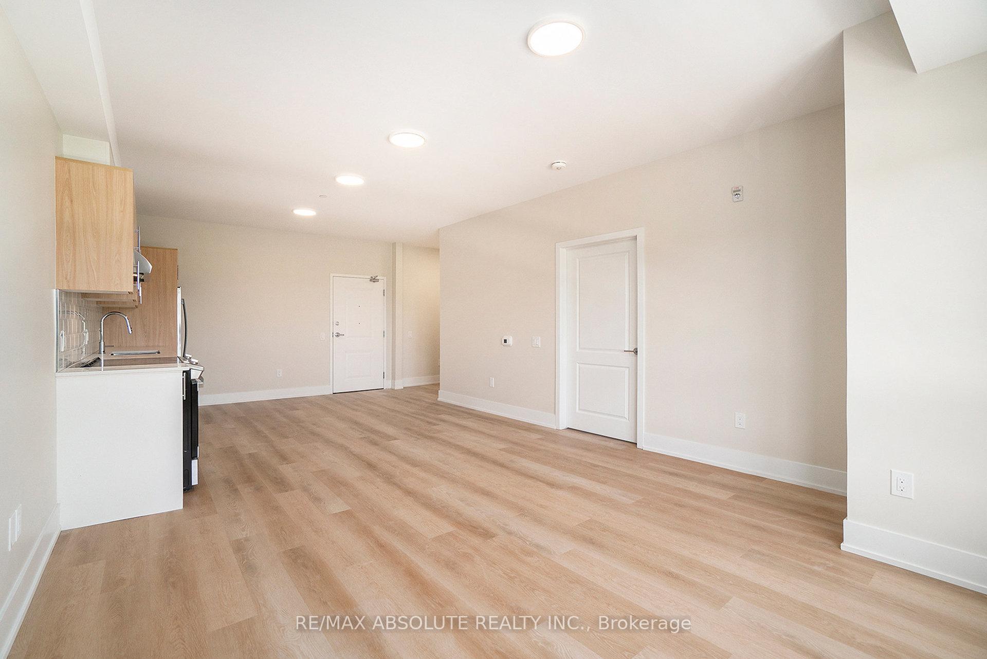 Photo 11 of Unit 109, 12 Thomas Street S, Arnprior — HOMEH