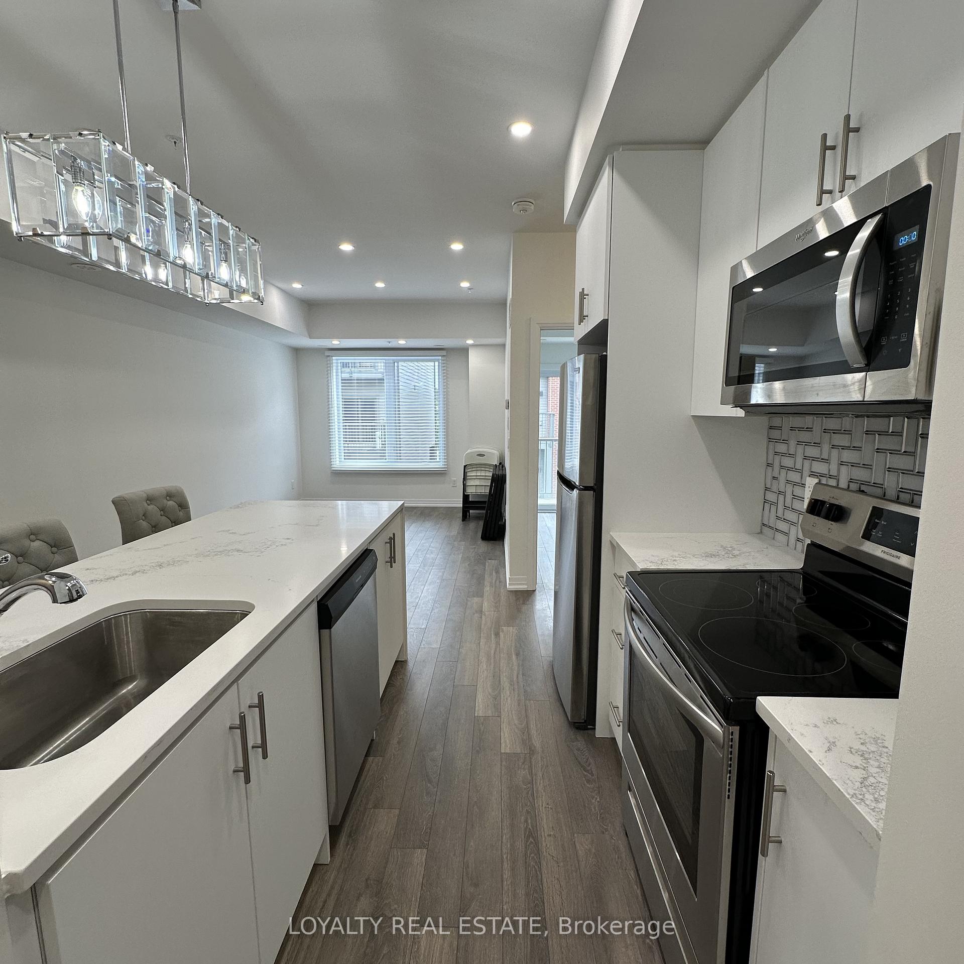 Photo 5 of Unit 311, 2635 William Jackson Drive, Pickering, Duffin Heights — HOMEH