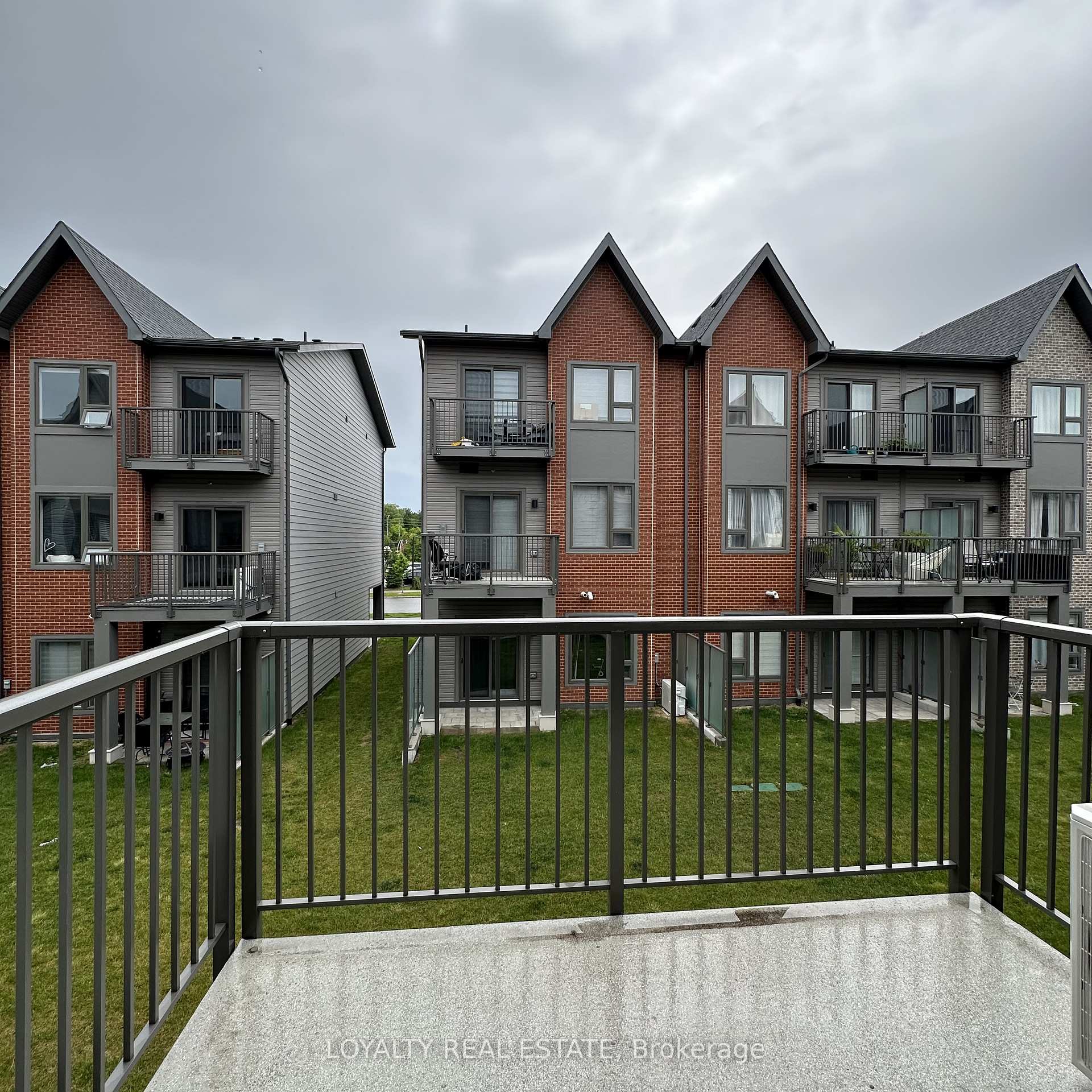 Photo 8 of Unit 311, 2635 William Jackson Drive, Pickering, Duffin Heights — HOMEH