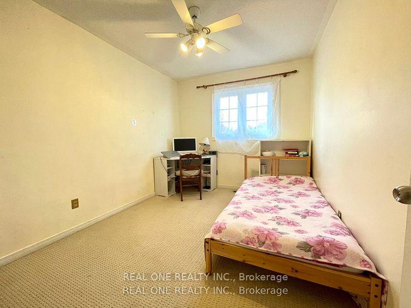 Photo 3 of Unit Unit 1, 1235 Blackburn Drive, Oakville, Glen Abbey — HOMEH