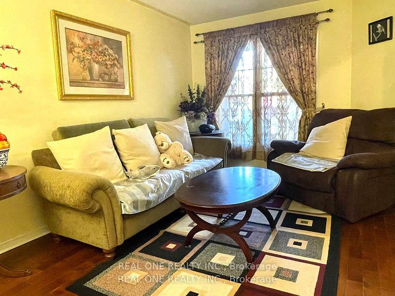 Photo 7 of Unit Unit 1, 1235 Blackburn Drive, Oakville, Glen Abbey — HOMEH