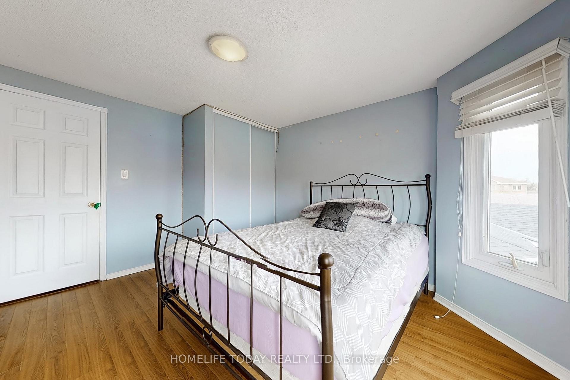 Photo 19 of 1604 Deerbrook Drive, Pickering, Liverpool — HOMEH
