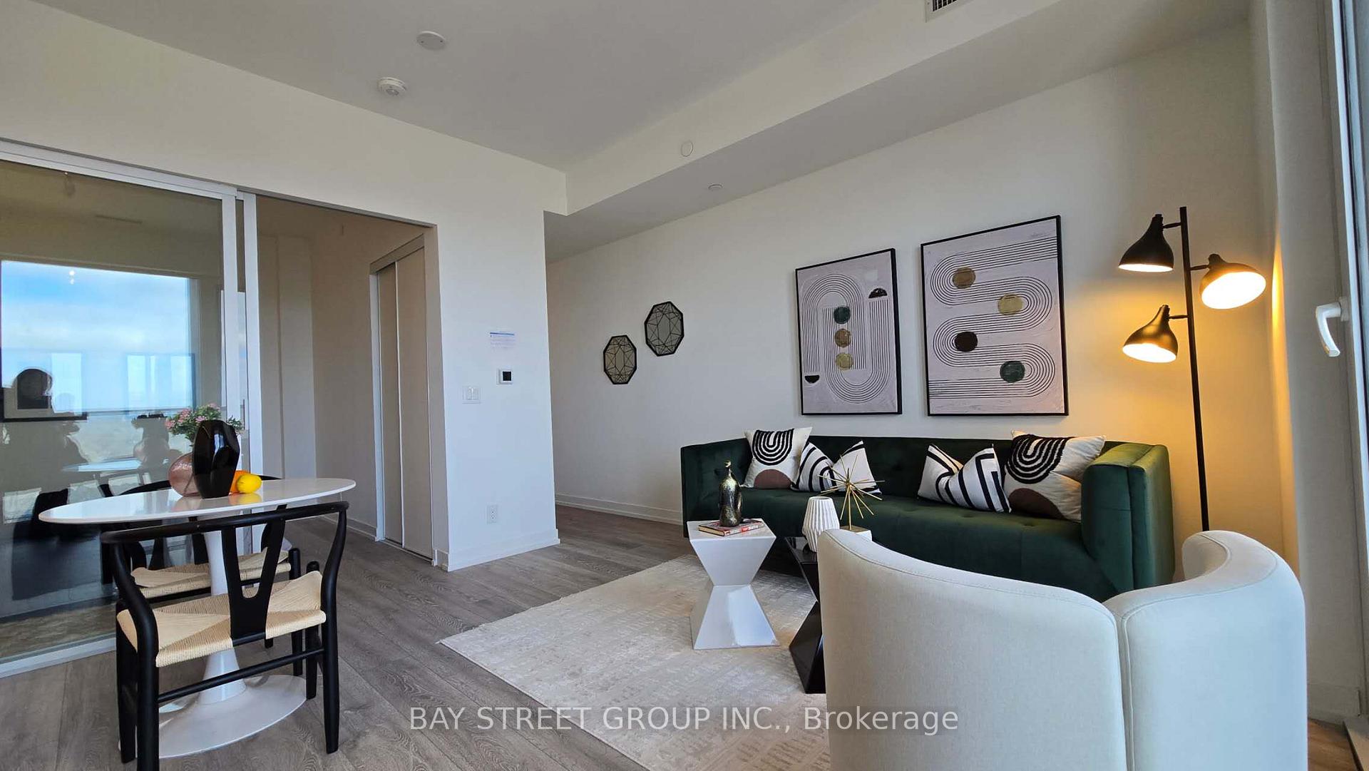 Photo 3 of Unit 1909, 2020 Bathurst Street, Toronto, Humewood-Cedarvale — HOMEH