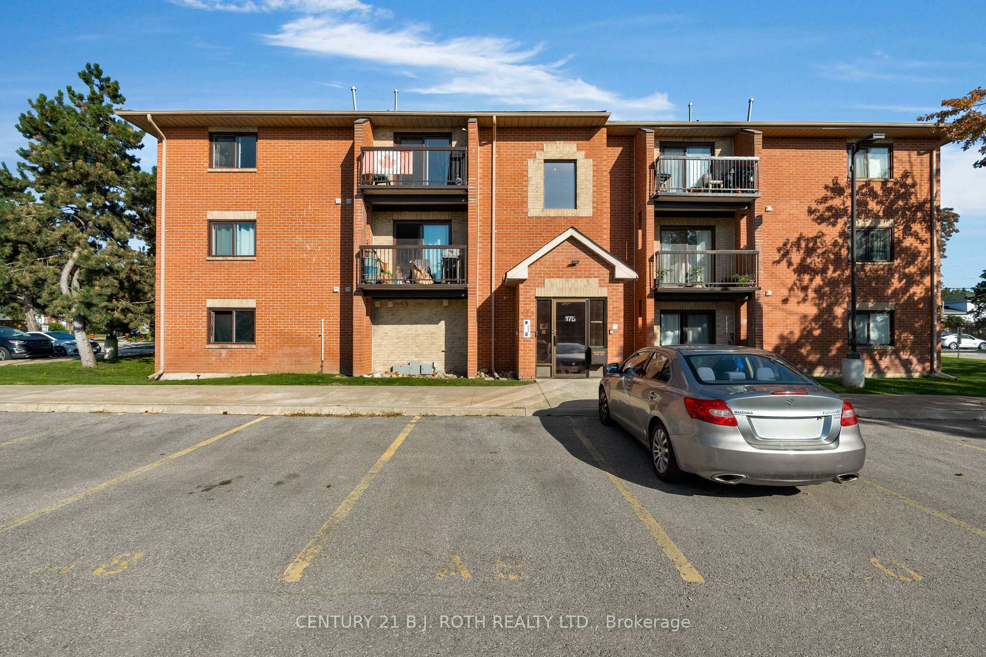 Photo 27 of Unit A9, 175 Edgehill Drive, Barrie, Letitia Heights — HOMEH
