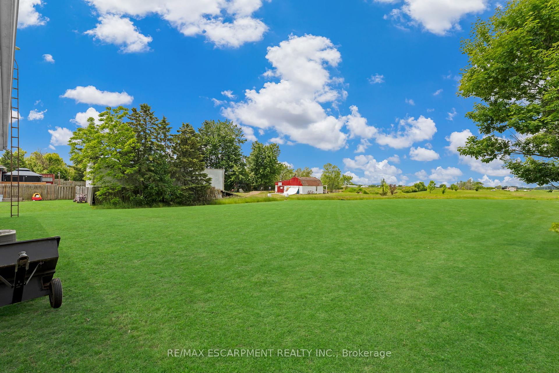 Photo 51 of 2986 Regional Rd 12, Grimsby, Grimsby East — HOMEH