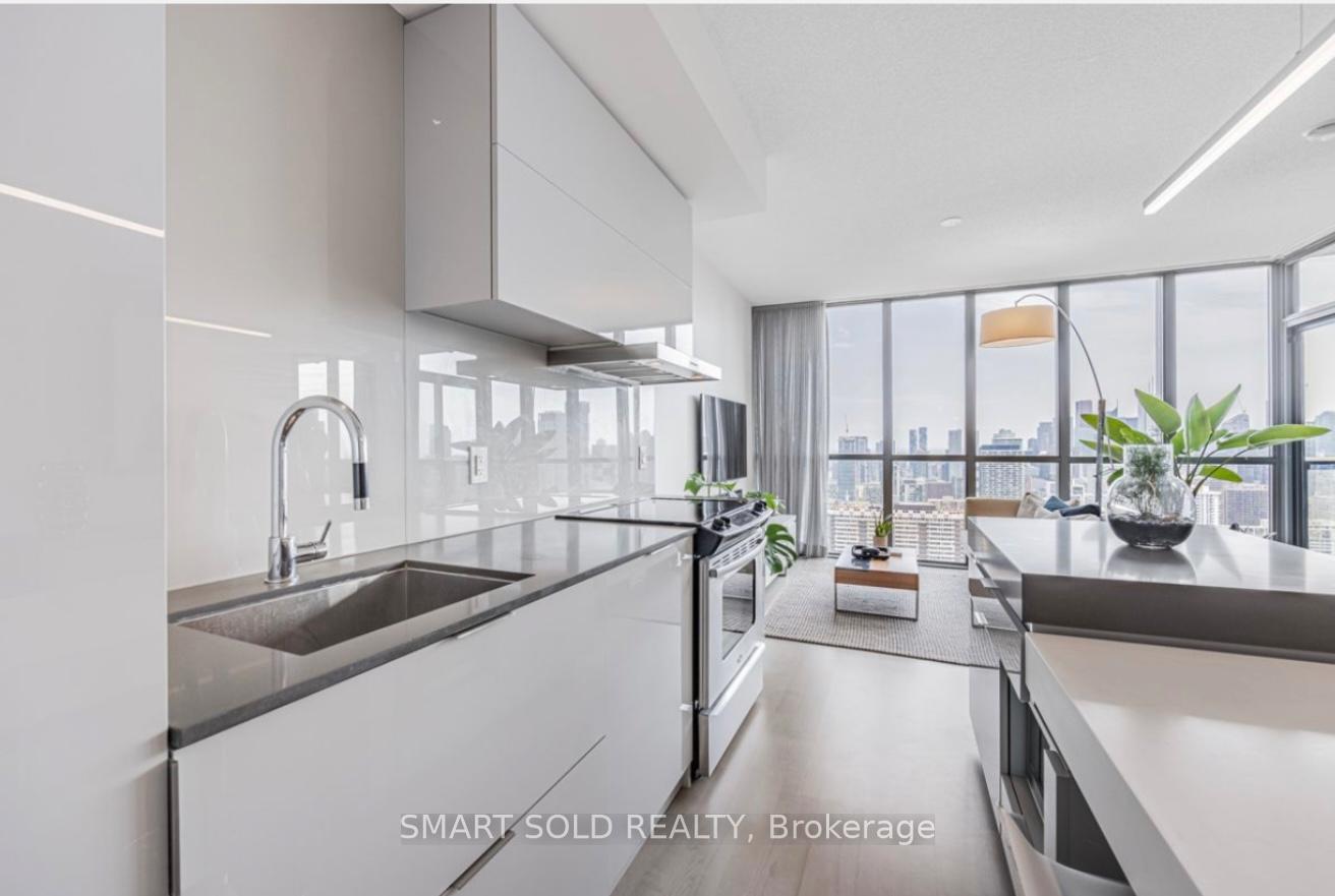 Photo 3 of Unit 3602, 101 Charles Street E, Toronto, Church-Yonge Corridor — HOMEH