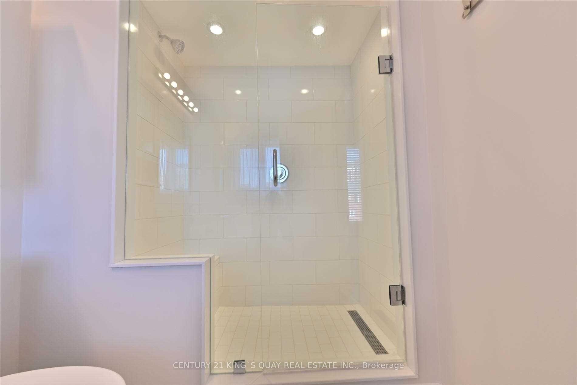 Photo 18 of 85 Gatwick Drive, Oakville, River Oaks — HOMEH