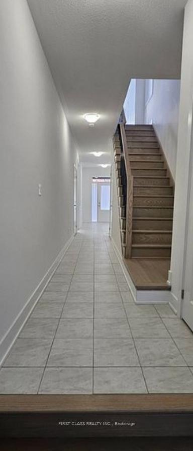 Photo 2 of 12 Carole Bell Way, Markham, Wismer — HOMEH