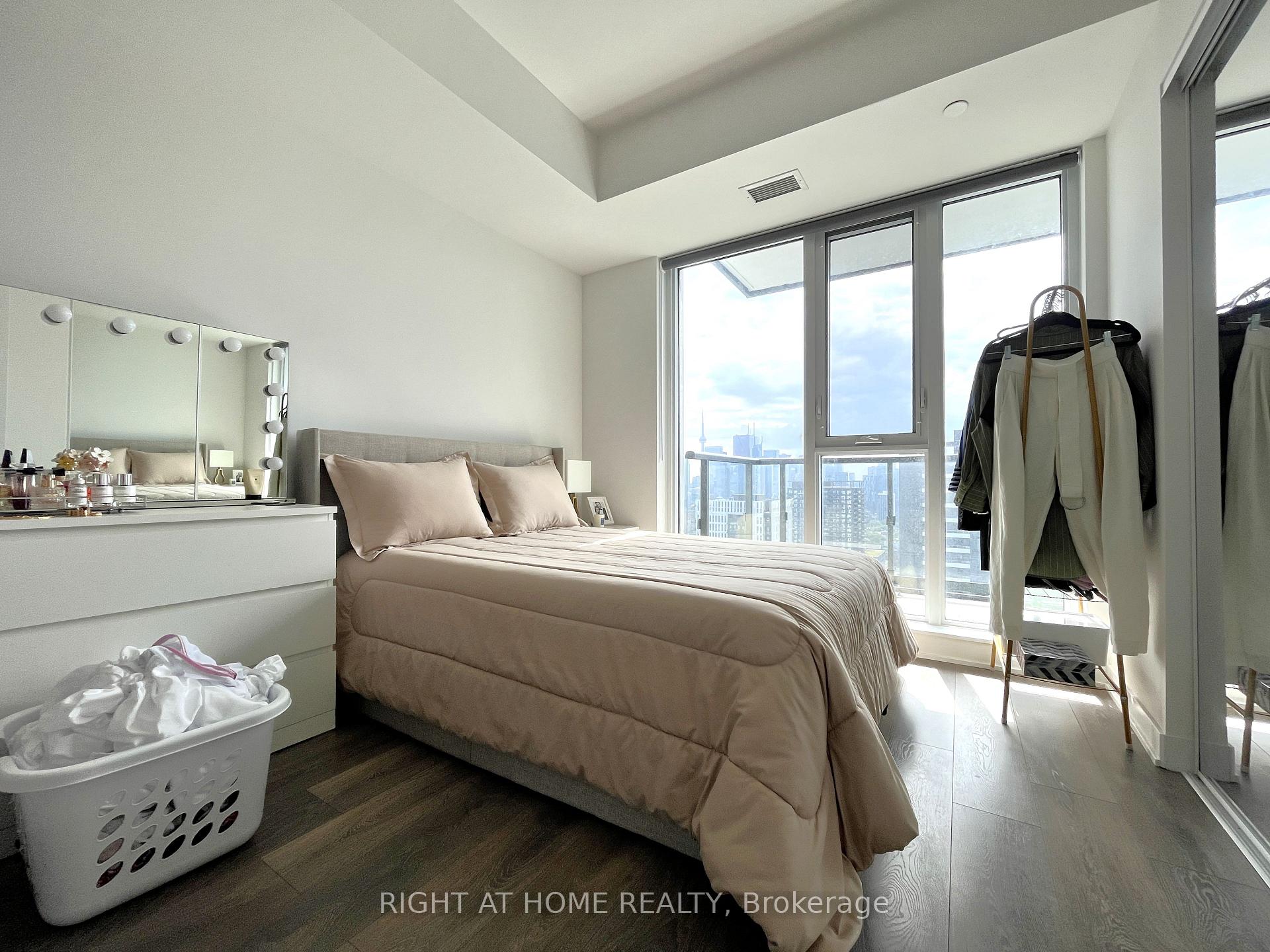 Photo 8 of Unit 2805, 130 River Street, Toronto, Regent Park — HOMEH