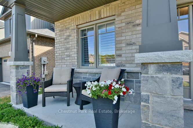 Photo 3 of 23 Maidens Crescent, Collingwood — HOMEH